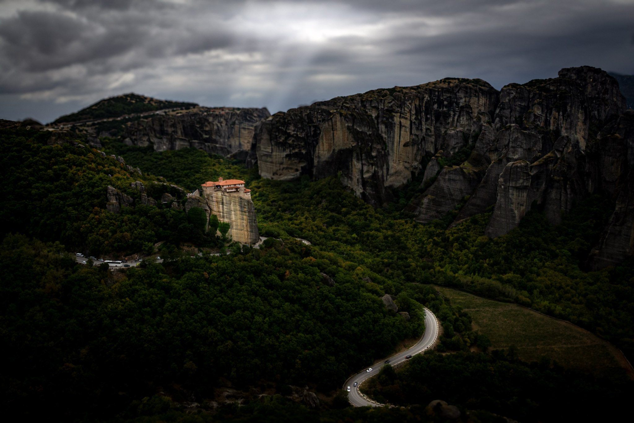 Meteora road